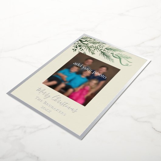 Elegant modern groen Johannes 3:16 Foto Kerstmis Folie Feestdagenkaart (Gedraaid)