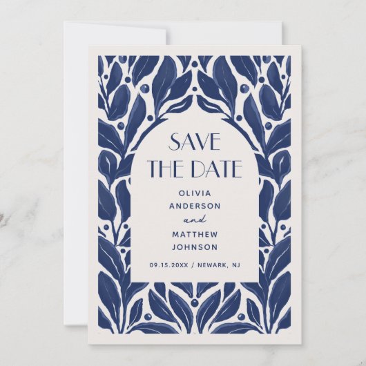 Elegant modern marineblauw bloemenboogpatroon save the date (Voorkant)