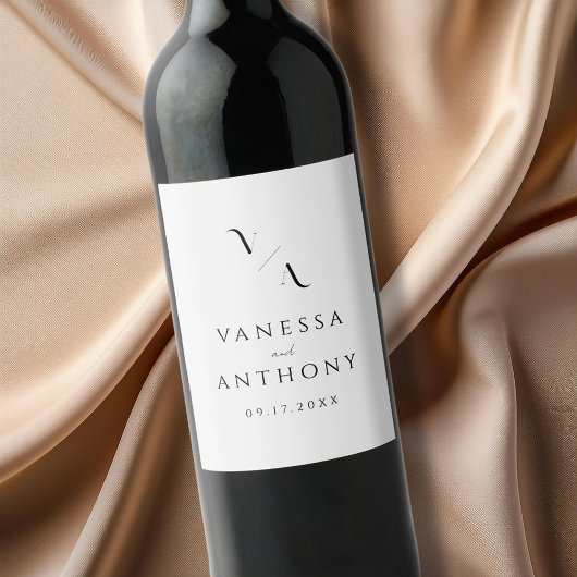 Elegant Modern Minimalist Black and White Wedding Wijn Etiket