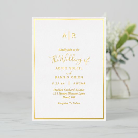 Elegant modern monogram bruiloft Gold Folie Uitnodiging (Staand Voorkant)