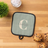 Elegant Modern Monogram Naam in Sage Green Pannenlap (Top down)