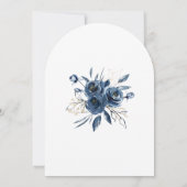 Elegant Modern Navy Blue Arch Floral Wedding Kaart (Achterkant)