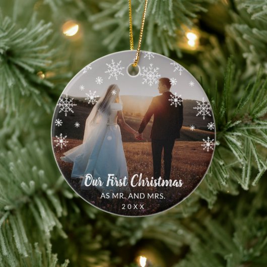Elegant Modern Photo Pas getrouwd Eerste Kerstmis Keramisch Ornament (Boom)