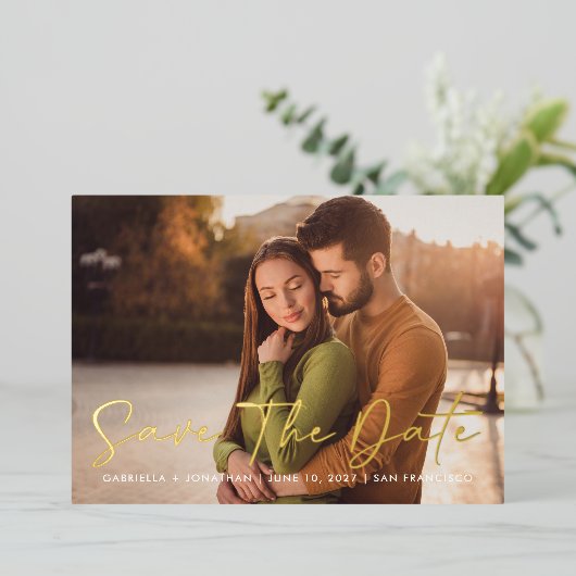 Elegant Modern Photo Save the Date Gold Folie Uitnodiging (Staand Voorkant)