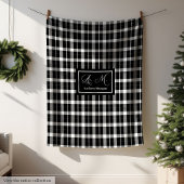 Elegant Modern Plaid Throw with Custom Monogram Fleece Deken