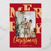 Elegant Modern Rood Foto Merry Christmas Script Folie Feestdagenkaart (Voorkant)