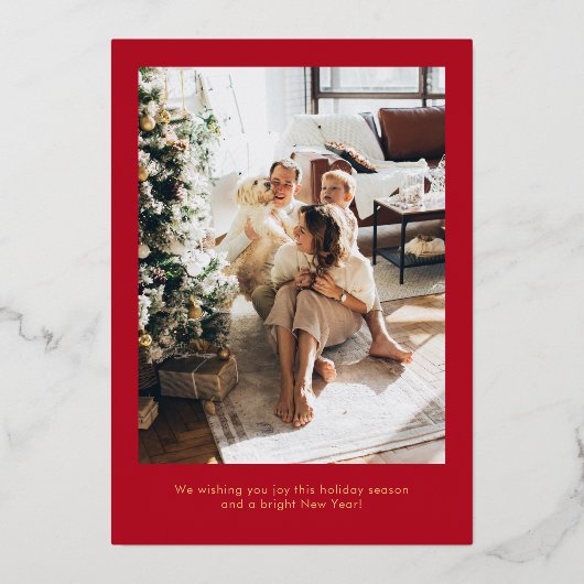 Elegant Modern Rood Foto Merry Christmas Script Folie Feestdagenkaart (Achterkant)