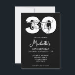 Elegant modern script 30th Birthday Kaart<br><div class="desc">Modern Black and White 30th Birthday Invitation. Minimalistisch ontwerp voor de sjabloon van de 30e verjaardagsuitnodiging met elegante kalligrafie handgeschreven scriptlettertype.</div>