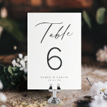 Elegant modern script minimalistisch huwelijk kaart<br><div class="desc">Modern tafelschrift minimalistisch ontwerp in houtskool zwart-wit,  eenvoudig en elegant. Geweldig voor moderne bruiloft of evenementen. Bekijk alle bijpassende stukken in collectie.</div>