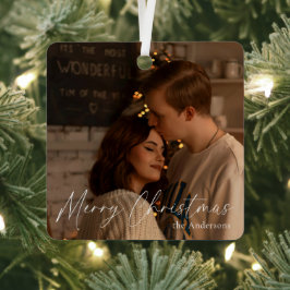 Elegant Modern Script Paar Foto Vrolijk Kerstfeest Metalen Ornament