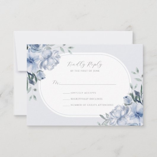 Elegant Modern Stoffig Blauw Bloemen Bruiloft RSVP Kaartje (Voorkant)