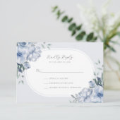 Elegant Modern Stoffig Blauw Bloemen Bruiloft RSVP Kaartje (Staand voorkant)