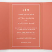 Elegant Modern Terracotta Monogram Eenvoudige Brui Drieluik Uitnodiging (Binnenkant midden)