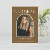 Elegant Modern Two Photo Brown Arch Afstuderen Aankondiging (Staand voorkant)