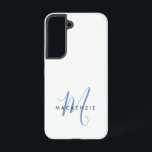 Elegant modern White Blue Script Monogram Samsung Galaxy Hoesje<br><div class="desc">Elegant modern White Blue Script Monogram telefoongeval. Een elegant blauw manuscriptmonogram dat met een schone zwarte san-serif doopvont wordt gecombineerd maakt voor een hedendaagse blik.</div>