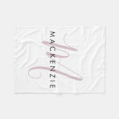 Elegant modern White Blush Pink Script Monogram Fleece Deken (Voorkant (Horizontaal))