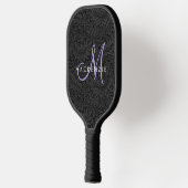 Elegant Modern Zwart Bloemig Paars Schrift Monogra Pickleball Paddle (Links)