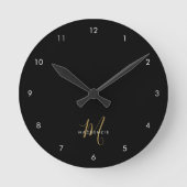Elegant modern zwart Gold Script-monogram Ronde Klok (Voorkant)