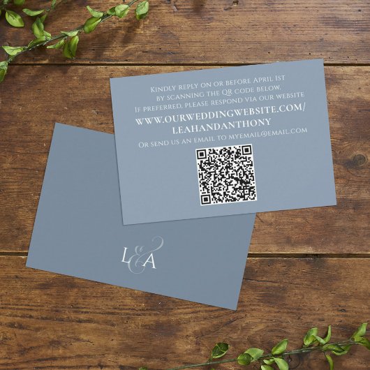 Elegant Moderne Eenvoudige Stusty Blue QR Code RSVP Kaartje