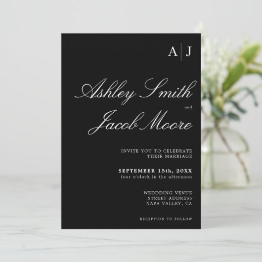 Elegant Monogram Black and White Wedding Kaart (Staand voorkant)