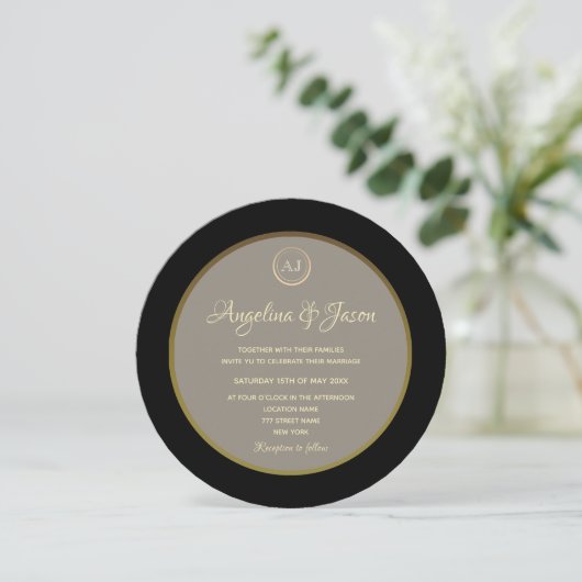 Elegant Monogram Black en Gold Wedding Kaart (Staand voorkant)