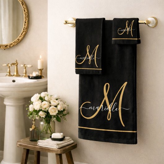 Elegant Monogram Black Gold Script Name Bad Handdoek