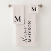 Elegant monogram Blush Pink Bad Handdoek (Insitu)
