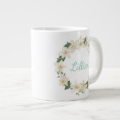 Elegant Monogram Botanical Lily Design Grote Koffiekop (Voorkant rechts)