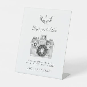 Elegant Monogram Capture The Love Wedding Hashtag Reclamebord Met Voetstuk