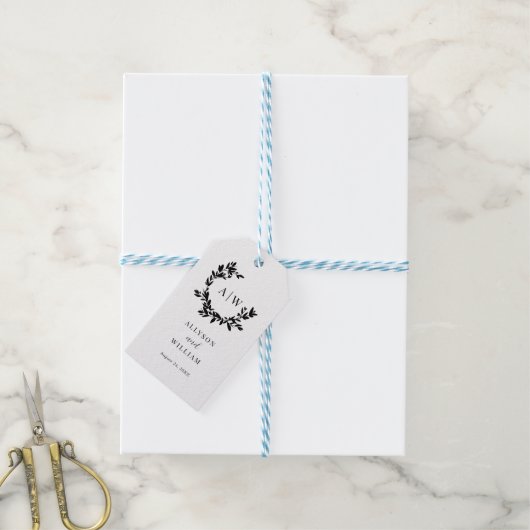 Elegant Monogram Crest Foto Botanische Bruiloft Cadeaulabel (Met Touw)