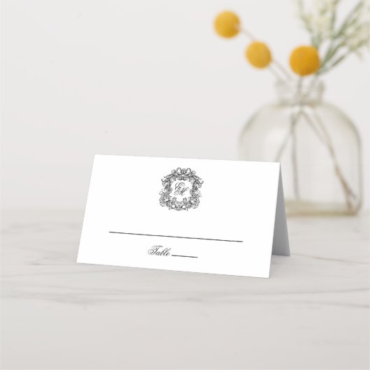 Elegant Monogram Crest Vintage Wedding Plaatskaartje (Voorkant)
