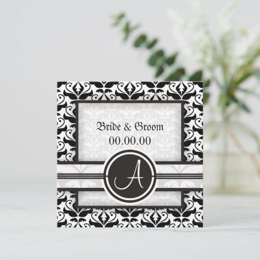Elegant monogram Damask Save the Date Aankondiging (Staand voorkant)