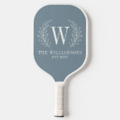 Elegant Monogram Dusty Blue Family Name Pickleball Paddle (Achterkant)