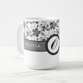 Elegant Monogram en Floral Pattern Black Koffiemok (Voorkant links)