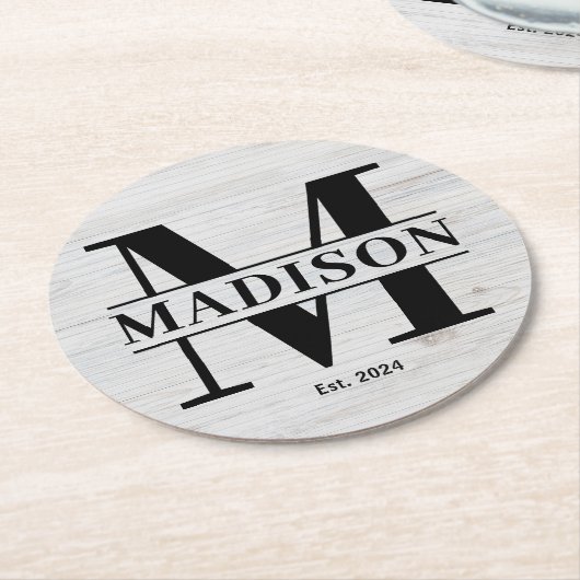 Elegant Monogram Familienaam Initiaal Rustiek Hout Ronde Kartonnen Onderzetter (Gebogen)