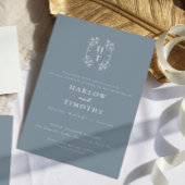 Elegant Monogram Floral Crest Stoffig Blauw Bruilo Kaart