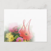 Elegant Monogram Gerber Daisies Huwelijksuitnodigi Uitnodiging Briefkaart (Achterkant)