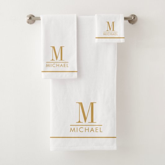 Elegant Monogram Goud Script Naam Wit Bad Handdoek (Insitu)