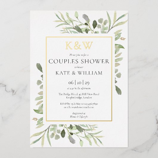 Elegant Monogram Greenery Couples Shower Gold Folie Uitnodiging (Voorkant)