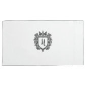 Elegant Monogram Initialen Crest Zwart op Wit Kussensloop (Voorkant-Rechts)