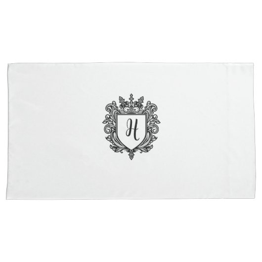 Elegant Monogram Initialen Crest Zwart op Wit Kussensloop (Voorkant-Rechts)