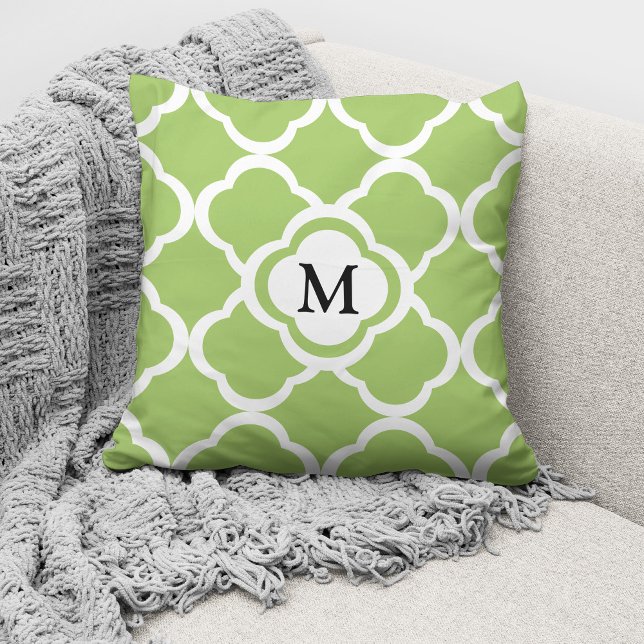 Elegant Monogram lime groen patroon Kussen (Creator heeft geüpload)