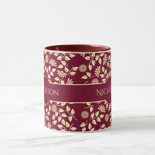 Elegant Monogram Naam Leaf Daisy Pattern Burgundy Mok (Midden)