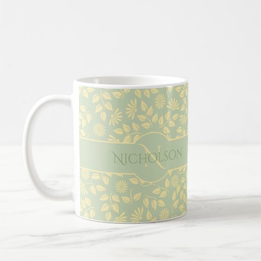 Elegant Monogram Naam Leaf Pattern Pastel Green Koffiemok (Links)
