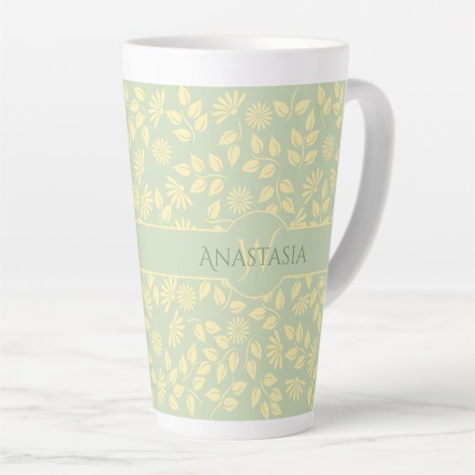 Elegant Monogram Naam Leaf Pattern Pastel Green Latte Mok (Rechterhoek)