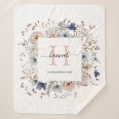 Elegant Monogram Pretty Beige Blue Flowers Floral Sherpa Deken (Voorkant)