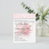 Elegant Monogram Roze Daisy bruiloft uitnodiging Briefkaart (Staand voorkant)