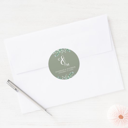 Elegant Monogram Sage Green Wedding Ronde Sticker (Envelop)