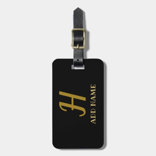 Elegant Monogram Script Modern Black Gold Voeg naa Bagagelabel (Voorkant verticaal)