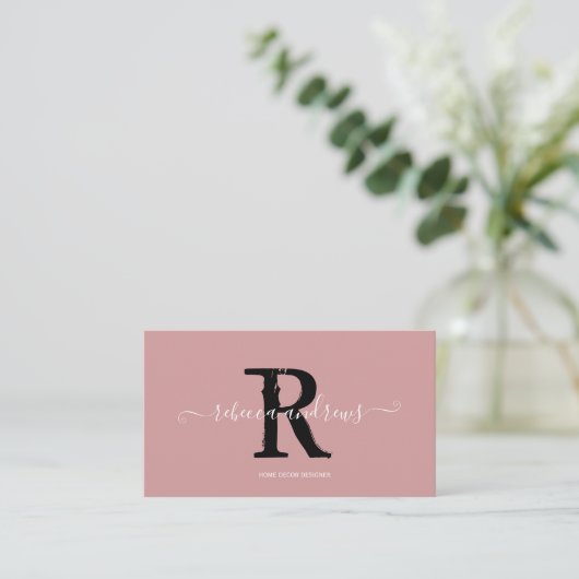 Elegant Monogram Script Naam Initiaal Dusty Pink Visitekaartje (Staand voorkant)